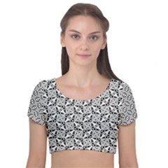 Ornamental Checkerboard Velvet Short Sleeve Crop Top 