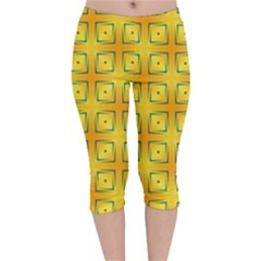 Green Plaid Gold Background Velvet Capri Leggings 