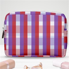 Gingham Pattern Line Make Up Pouch (medium)