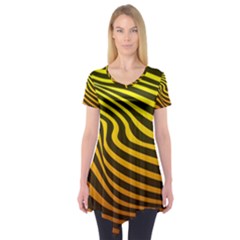 Wave Line Curve Abstract Short Sleeve Tunic 