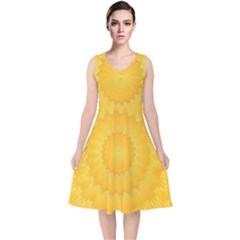 Wave Lines Yellow V-neck Midi Sleeveless Dress 