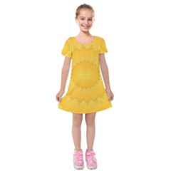 Wave Lines Yellow Kids  Short Sleeve Velvet Dress