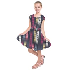 Non Seamless Pattern Background Kids  Short Sleeve Dress by Pakrebo