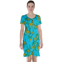 Cute Giraffes Pattern Short Sleeve Nightdress