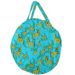 Cute Giraffes Pattern Giant Round Zipper Tote