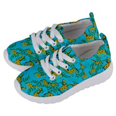 Cute Giraffes Pattern Kids  Lightweight Sports Shoes