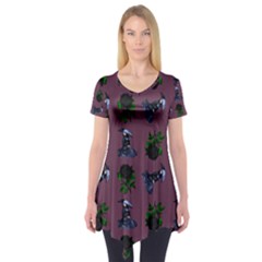 Gothic Girl Rose Mauve Pattern Short Sleeve Tunic  by snowwhitegirl