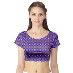 Background Pattern Geometrical Short Sleeve Crop Top by Sudhe