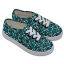 Koala Bears Pattern Kids  Classic Low Top Sneakers View3