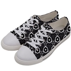 Black White Pattern Women s Low Top Canvas Sneakers