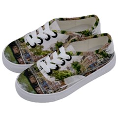 Amsterdam Holland Canal River Kids  Classic Low Top Sneakers by Wegoenart