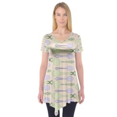 Spoon Pattern Illustrator Green Short Sleeve Tunic  by Wegoenart