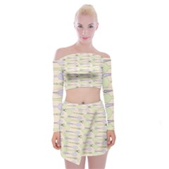 Spoon Pattern Illustrator Green Off Shoulder Top With Mini Skirt Set by Wegoenart