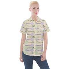 Spoon Pattern Illustrator Green Women s Short Sleeve Pocket Shirt