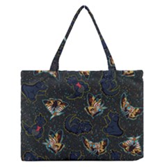 King And Queen  Zipper Medium Tote Bag by Mezalola