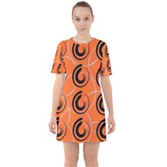 Background Pattern Retro Sixties Short Sleeve Mini Dress