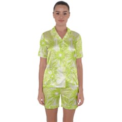 Background Green Star Satin Short Sleeve Pyjamas Set