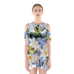 Flowers Lilies Arrangement Bouquet Shoulder Cutout One Piece Dress by Pakrebo