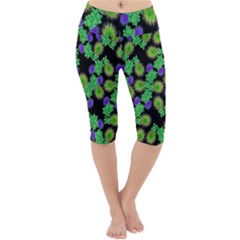 Flowers Pattern Background Lightweight Velour Cropped Yoga Leggings