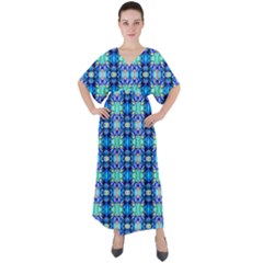 K 6 V-neck Boho Style Maxi Dress