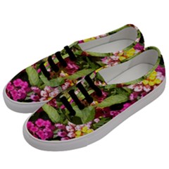 Summer Lantana W Bee Men s Classic Low Top Sneakers by Riverwoman