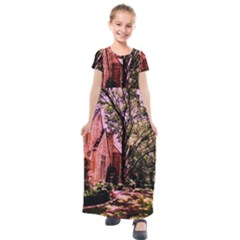 Hot Day In  Dallas 6 Kids  Short Sleeve Maxi Dress by bestdesignintheworld