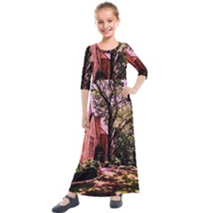 Hot Day In  Dallas 6 Kids  Quarter Sleeve Maxi Dress by bestdesignintheworld