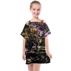 Hot Day In Dallas 3 Kids  One Piece Chiffon Dress by bestdesignintheworld