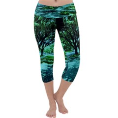 Hot Day In Dallas 5 Capri Yoga Leggings by bestdesignintheworld