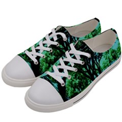 Hot Day In Dallas 5 Women s Low Top Canvas Sneakers by bestdesignintheworld