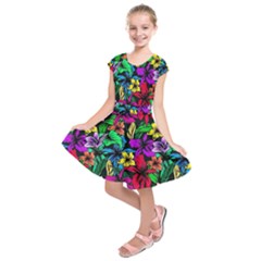 Flowers 3 Kids  Short Sleeve Dress by ArtworkByPatrick