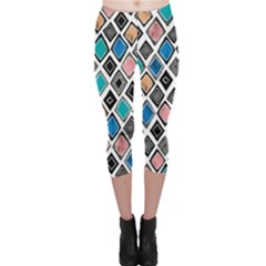 Diamond Shapes Pattern Capri Leggings 