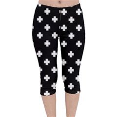 Swiss Cross Pattern Velvet Capri Leggings 