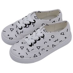 Memphis Pattern Kids  Classic Low Top Sneakers by Vaneshart