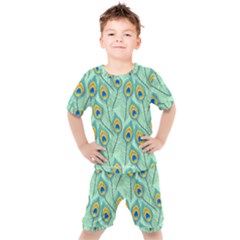 Lovely Peacock Feather Pattern With Flat Design Kids  Tee And Shorts Set by Vaneshart