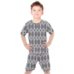 Black White 6 Kids  Tee And Shorts Set by ArtworkByPatrick