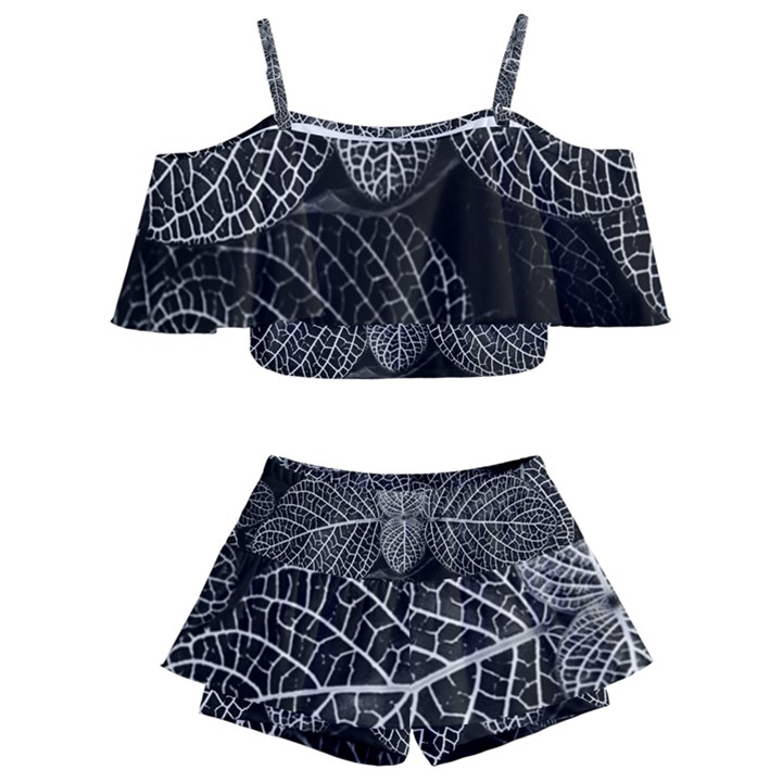 Black And White Plant Leaf Flower Pattern Line Black Monochrome Material Circle Spider Web Design Kids  Off Shoulder Skirt Bikini