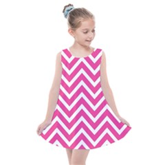 Chevrons Zigzag Pattern Design Pink White Kids  Summer Dress by Wegoenart