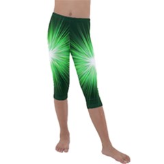 Green Blast Background Kids  Lightweight Velour Capri Leggings 