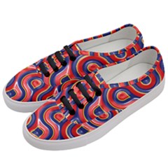 Pattern Curve Design Women s Classic Low Top Sneakers by Vaneshart