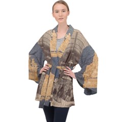 Illustrated Exhibitor Long Sleeve Velvet Kimono 