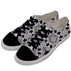 Seamless Pattern With Maple Leaves Men s Low Top Canvas Sneakers by Vaneshart