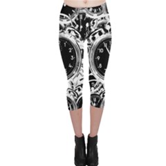 Clock Face 5 Capri Leggings 