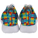 Pop Art  Men s Lightweight Sports Shoes View4