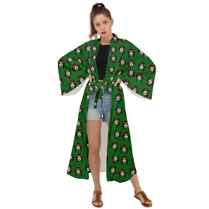 Retro Girl Daisy Chain Pattern Green Maxi Kimono