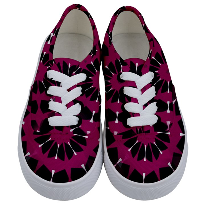 Pink And Black Seamless Pattern Kids  Classic Low Top Sneakers