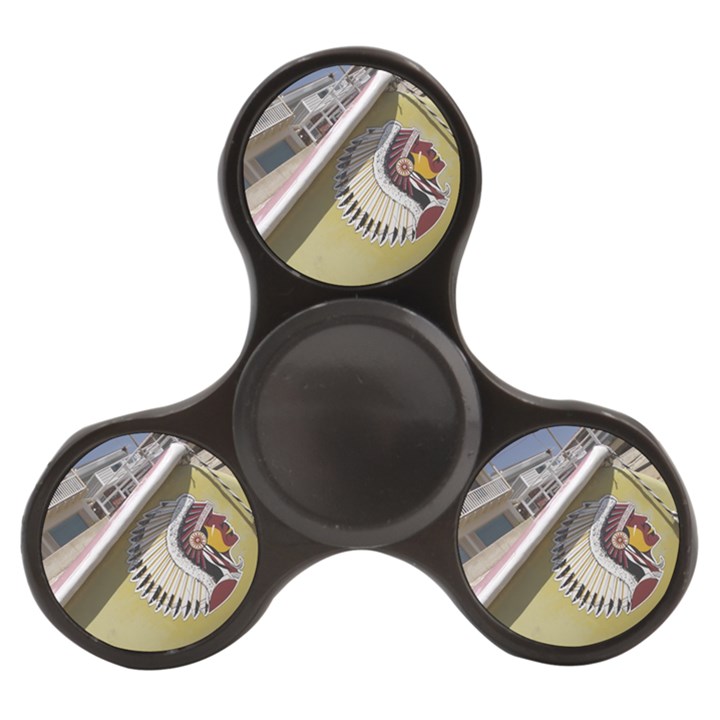 Boat 1 1 Finger Spinner