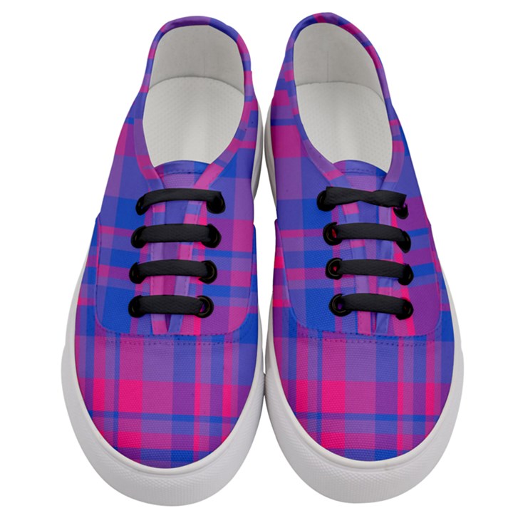 Bisexual plaid Women s Classic Low Top Sneakers