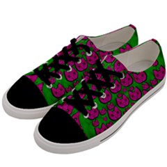 Sweet Flower Cats  In Nature Style Men s Low Top Canvas Sneakers by pepitasart