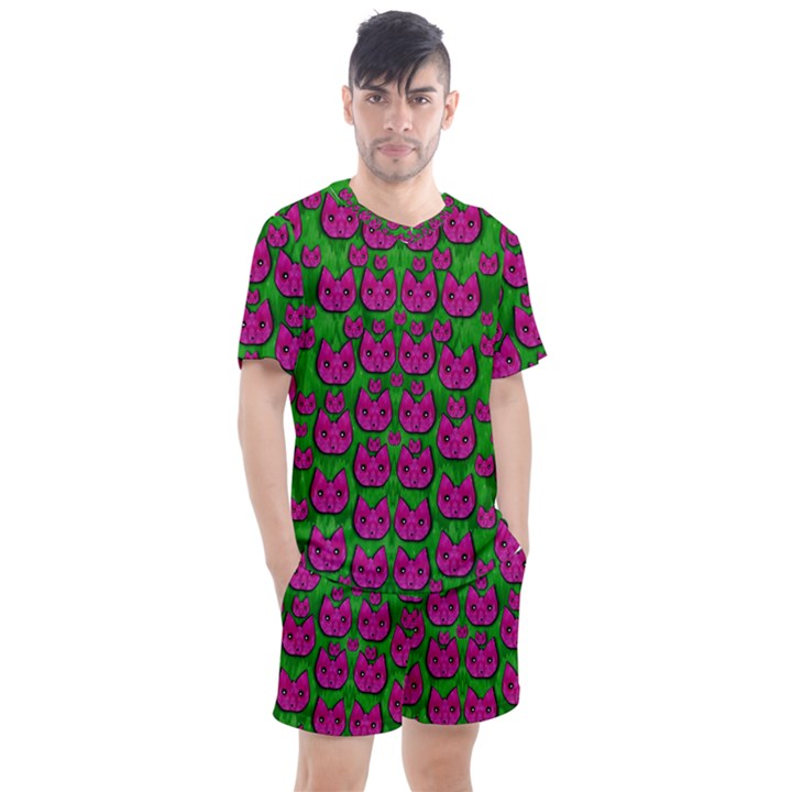 Sweet Flower Cats  In Nature Style Men s Mesh Tee and Shorts Set